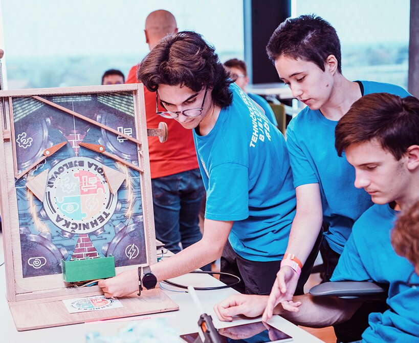 stemi_škole_carousel_1