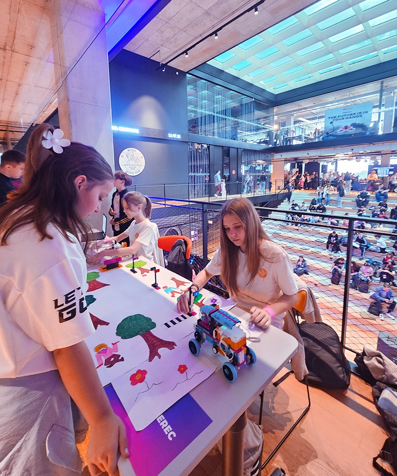 stemi_škole_carousel_vert_2