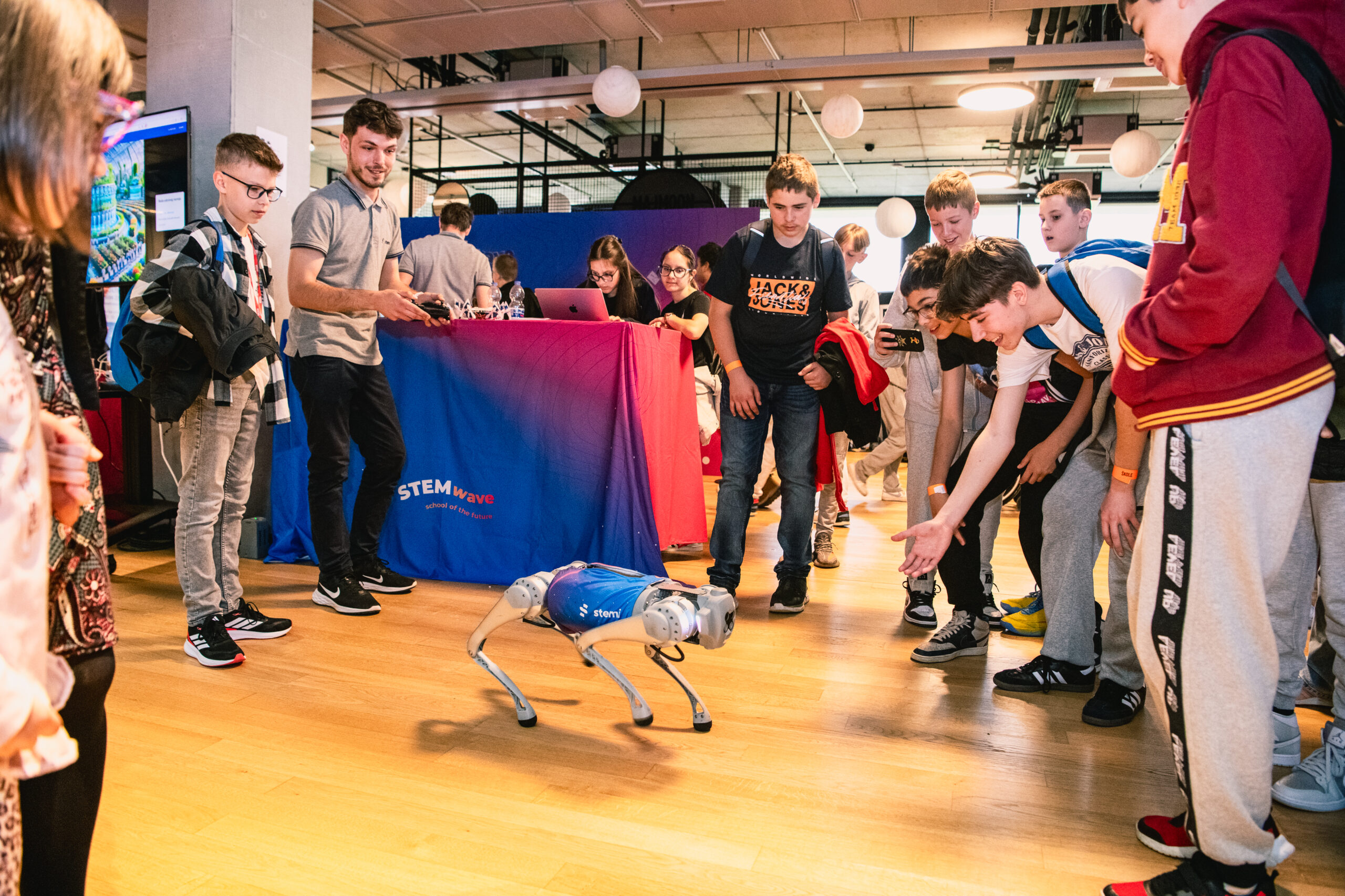 hori4_STEMI ŠKOLA BUDUĆNOSTI 25-67